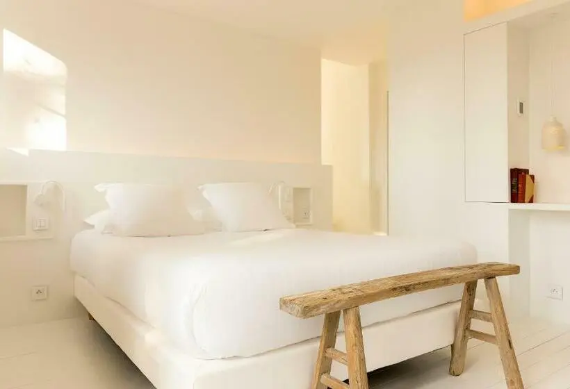 スタンダードルーム, ô Plum Art Chambres De Caractère