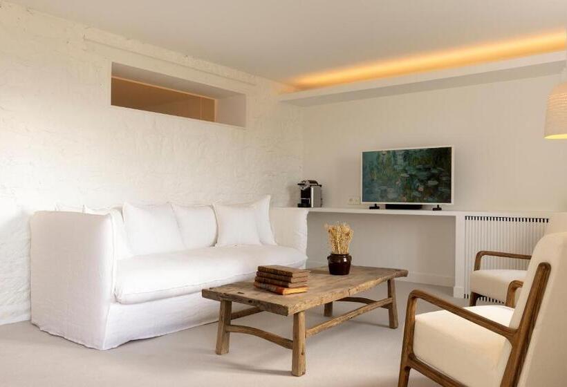 スーペリアースイート, ô Plum Art Chambres De Caractère