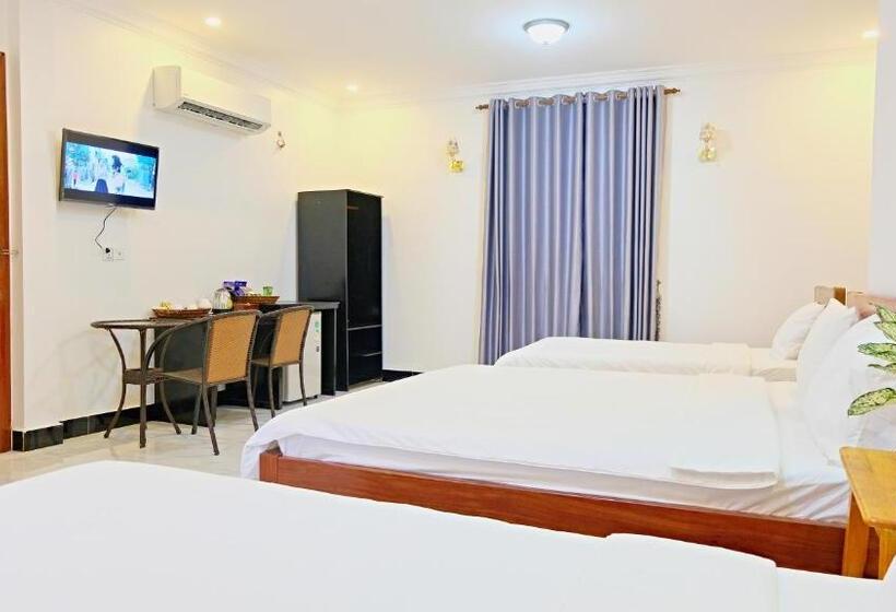 غرفة قياسية ثلاثية, Kampot Coco Guest House