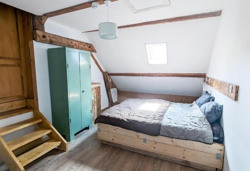 豪华房间, Les Repaires