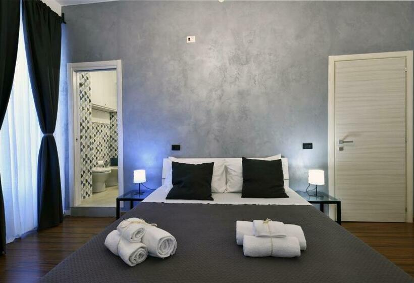Номер Стандарт, Frizzo House