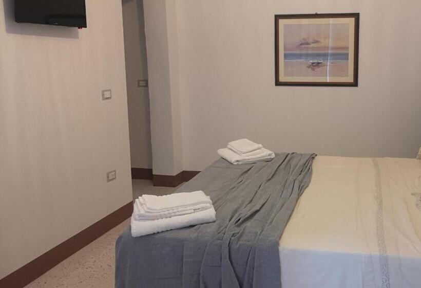 חדר סטנדרט, Le Case Camera Doppia Con Bagno Privato, Uso Di Cucina E Terrazza