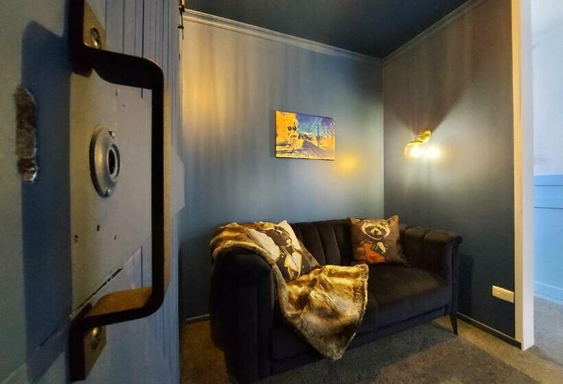 جناح مزوَّد بشرفة, Duxhouse Bnb