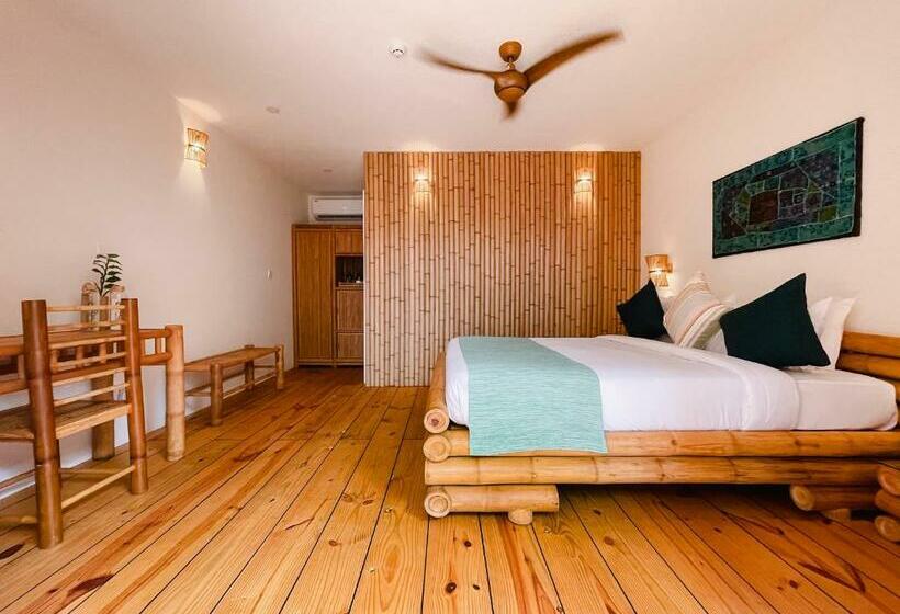 اتاق استاندارد با بالکن, Ecoboo Maldives
