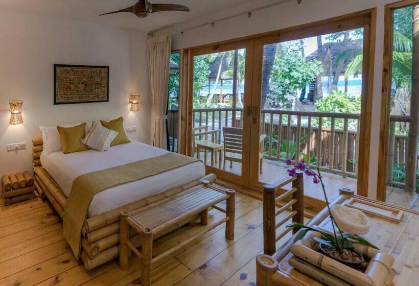 اتاق لوکس با بالکن, Ecoboo Maldives