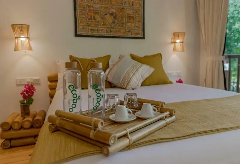 اتاق لوکس با بالکن, Ecoboo Maldives