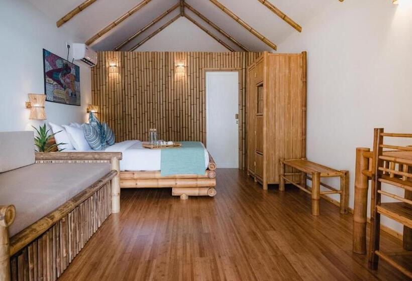 سوییت جونیور با چشم‌انداز دریا, Ecoboo Maldives