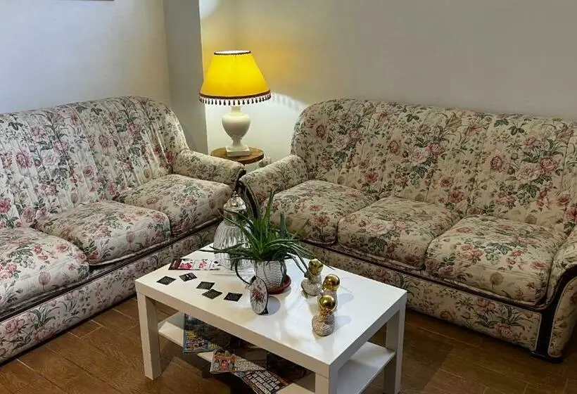 スタンダードトリプルルーム, Fiera Di Roma B&b