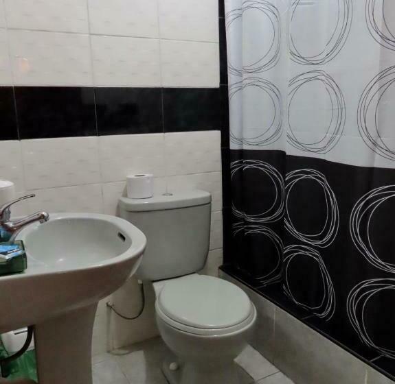 غرفة ديلوكس, Amaris