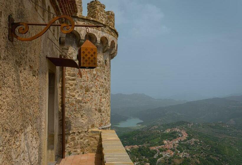 סוויטה עם ג'קוזי, Castello Di Rocca Cilento