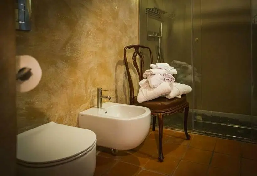 ハイドロマッサージバス付きスイート, Castello Di Rocca Cilento