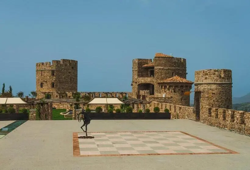 スイート, Castello Di Rocca Cilento