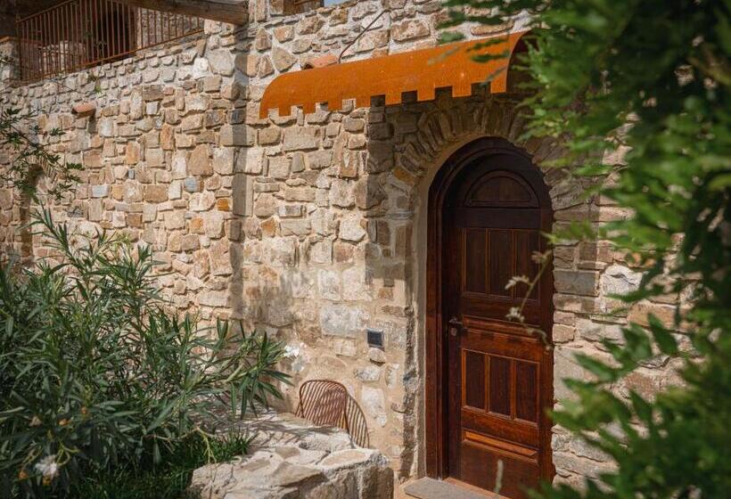 סוויטה עם ג'קוזי, Castello Di Rocca Cilento