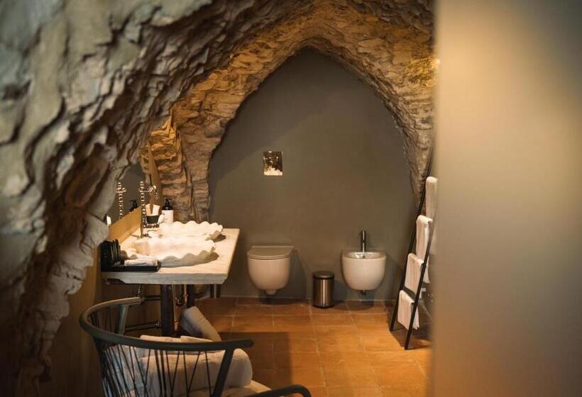 סוויטת ג'וניור עם מרפסת, Castello Di Rocca Cilento