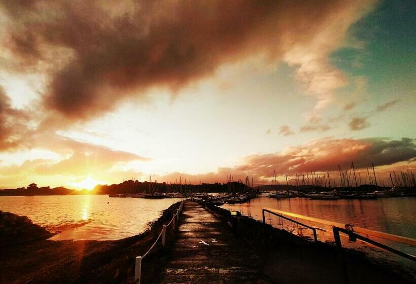 اتاق استاندارد با تخت بزرگ, Dunstaffnage Marina Suites And Lodges