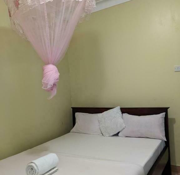 اتاق استاندارد یک نفره, Kasenene Legacy