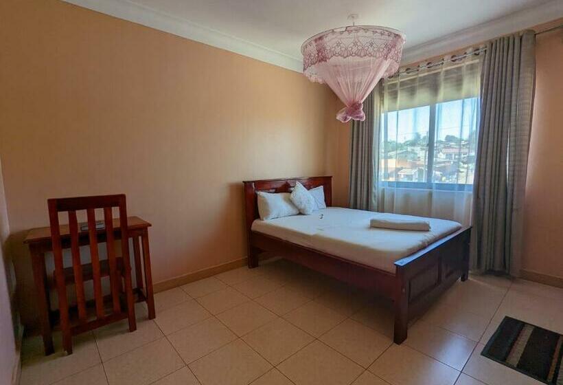 اتاق استاندارد, Kasenene Legacy