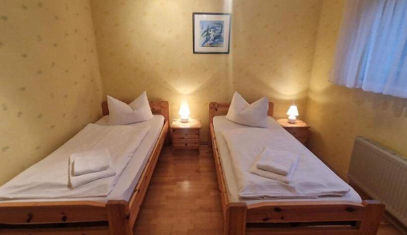 침실 3개 아파트, Businesshotel Mühlenbeck