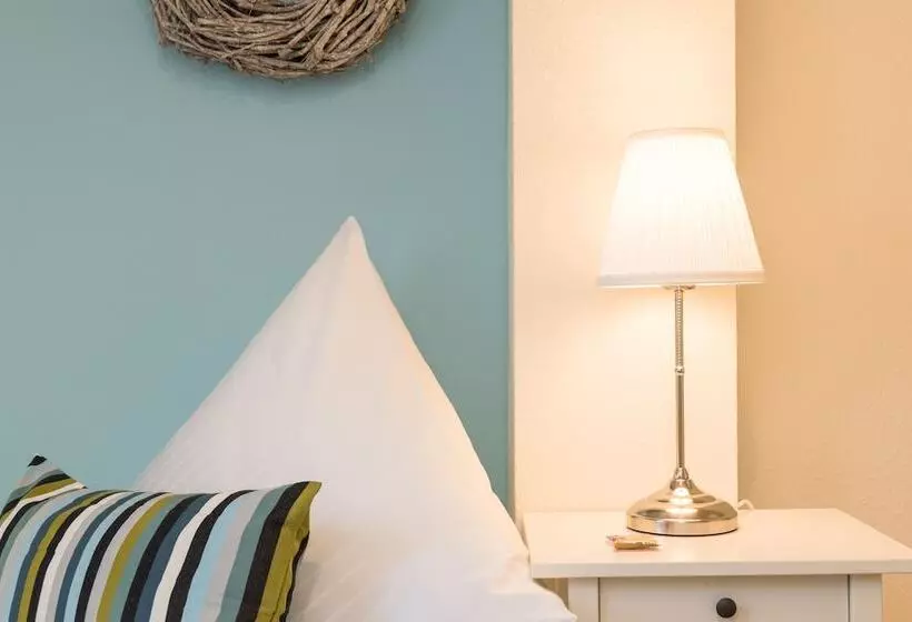 シングルベーシックルーム, Das Frühstückshotel Büsum