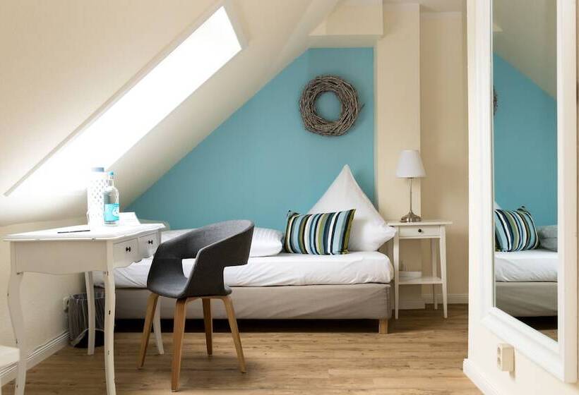 غرفة أساسية فردية, Das Frühstückshotel Büsum