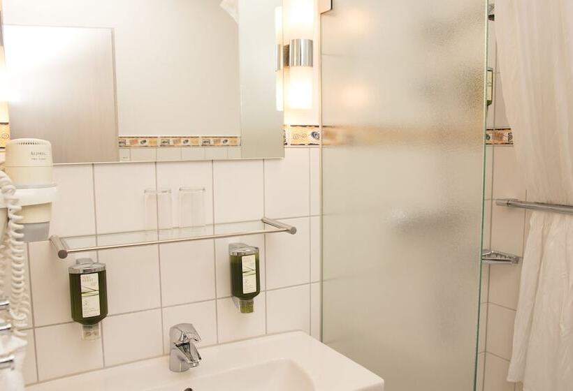 غرفة عائلية, Das Frühstückshotel Büsum