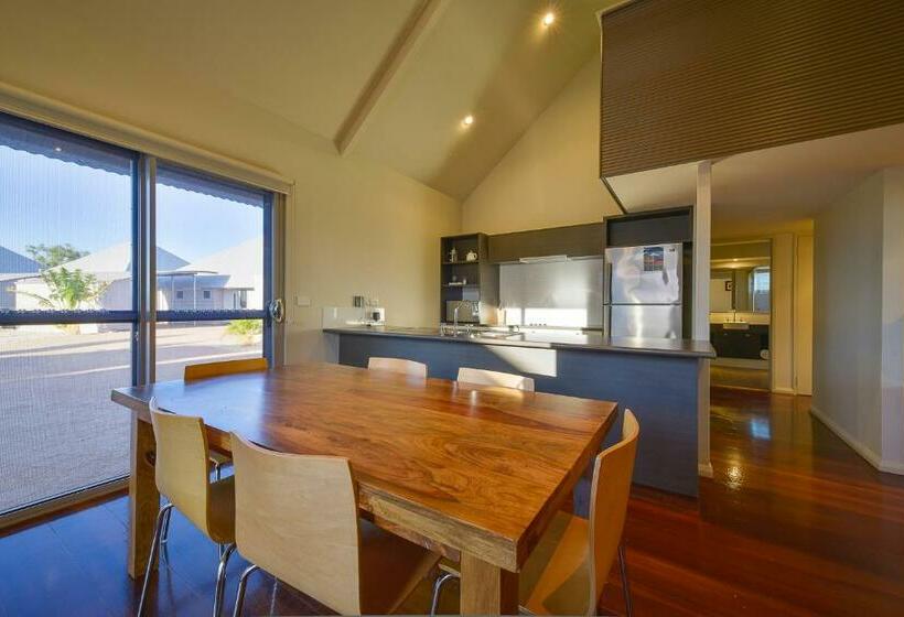 豪华三卧别墅, Exmouth Escape Resort