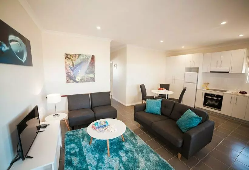 آپارتمان 2 خوابه, Exmouth Escape Resort