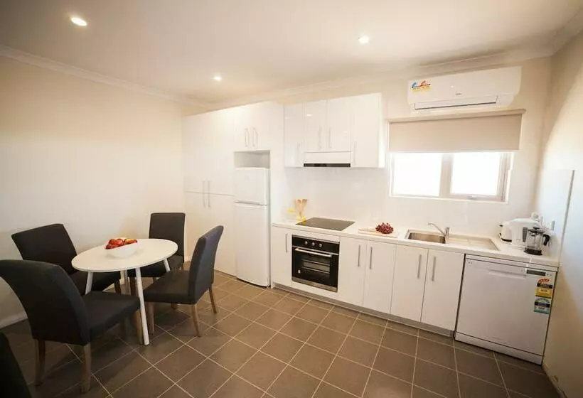 آپارتمان 2 خوابه, Exmouth Escape Resort