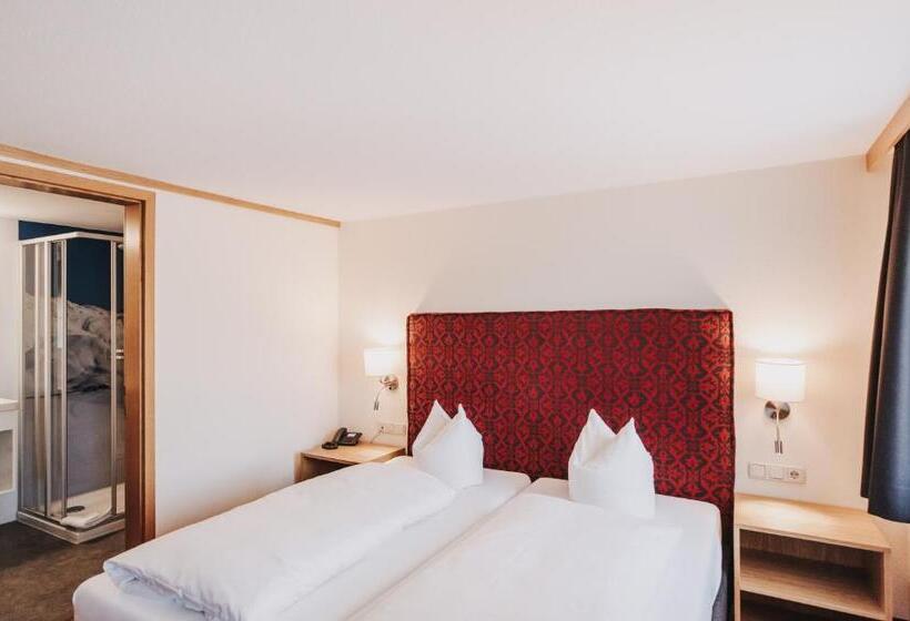 غرفة قياسية, Adler