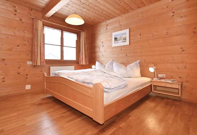 침실 2개 아파트, Haus Albrecht