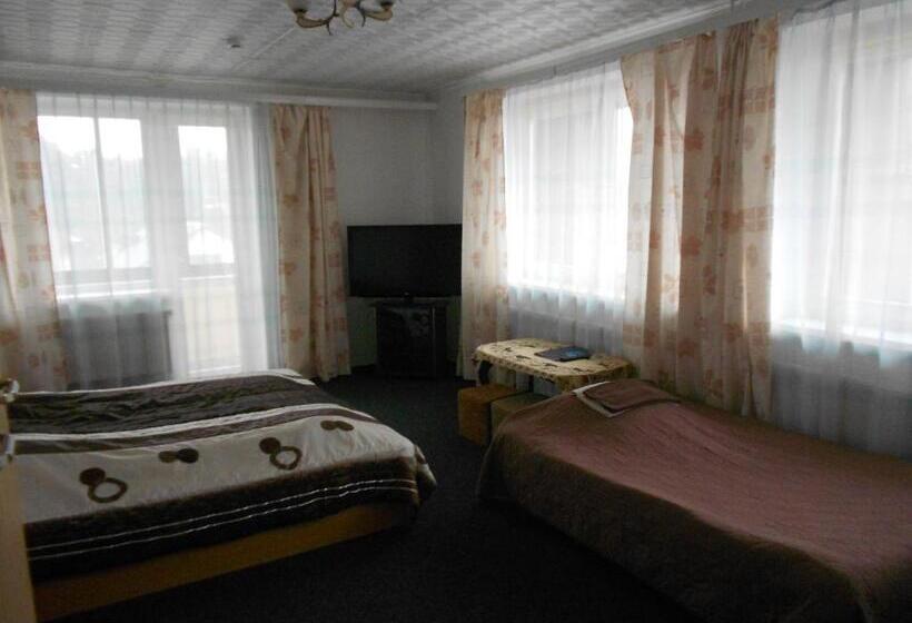 اتاق ساده سه نفره, Jeruzale