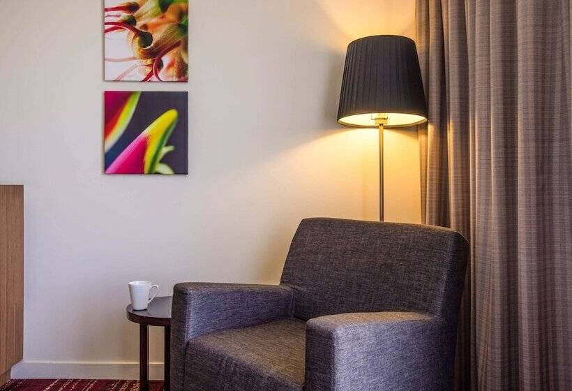 Люкс Superior, Mantra Gladstone