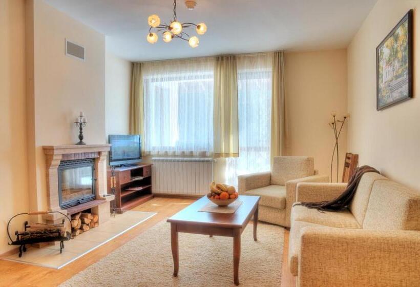 דירת שני חדרים, Mountain Lake