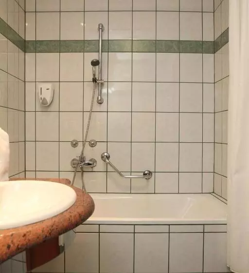 سوییت, Spa Hévíz