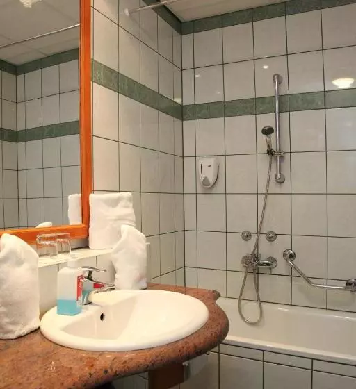 سوییت, Spa Hévíz