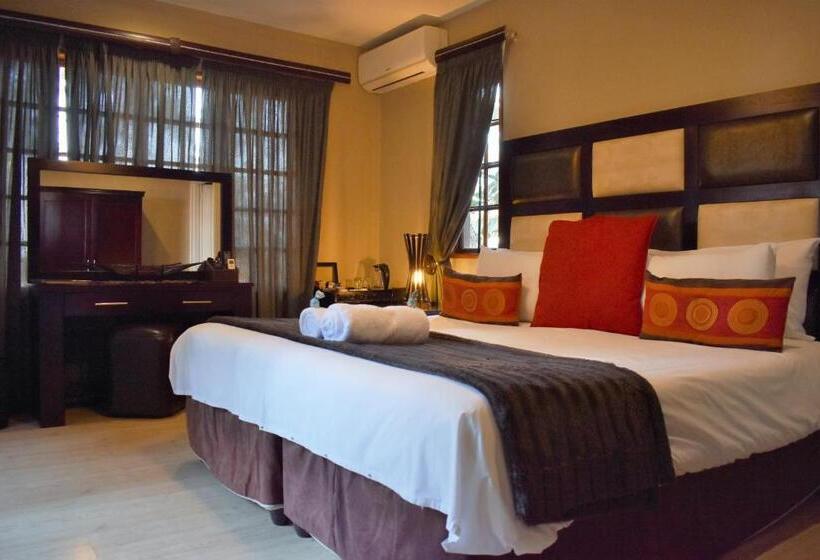 جناح, Waterfalls Boutique