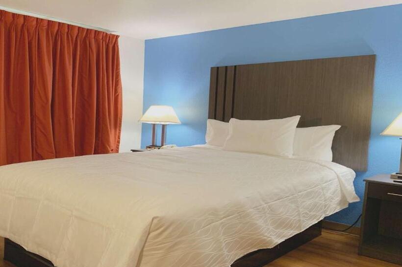 适合残疾人使用的标准间, Surestay Plus Hotel By Best Western Niagara Falls East