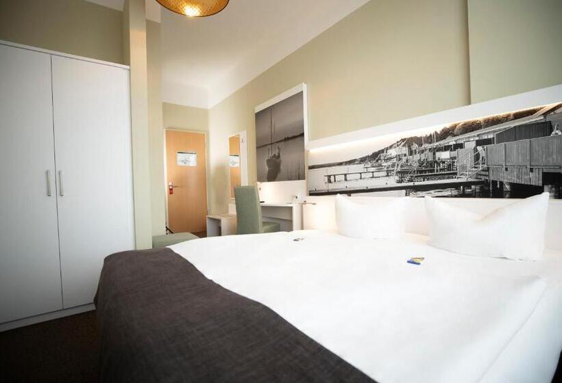 غرفة قياسية, Am Schlosspark