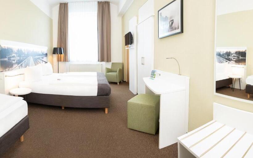 غرفة عائلية, Am Schlosspark