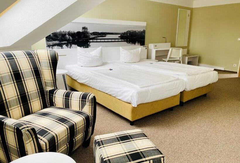 غرفة قياسية, Am Schlosspark