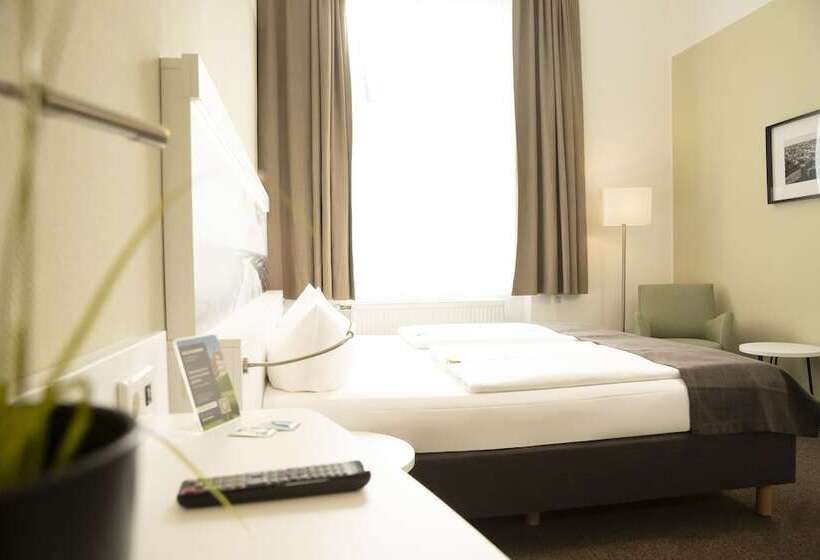 غرفة إقتصادية, Am Schlosspark