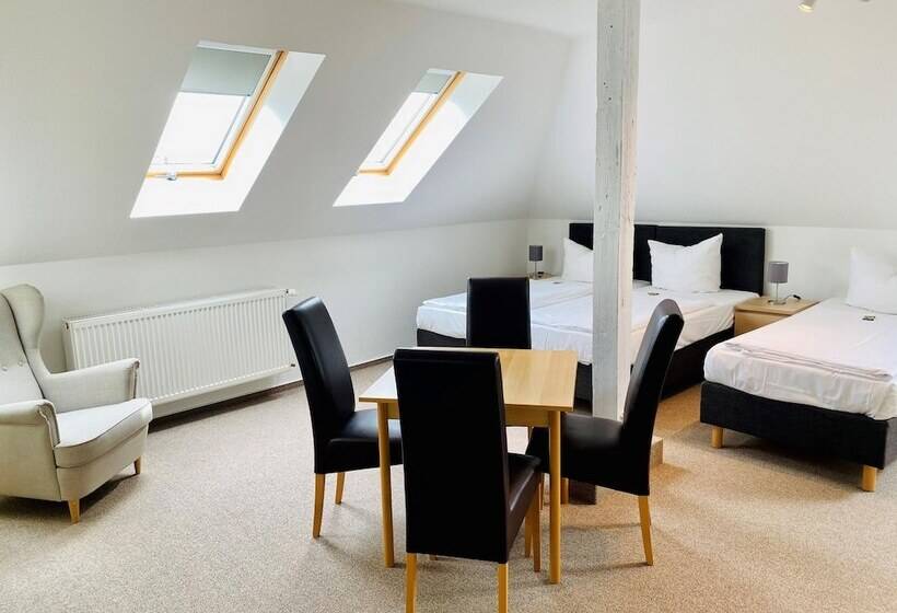 غرفة عائلية, Am Schlosspark