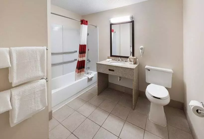 障害者適応デラックスルーム, Red Roof Inn Fort Wayne