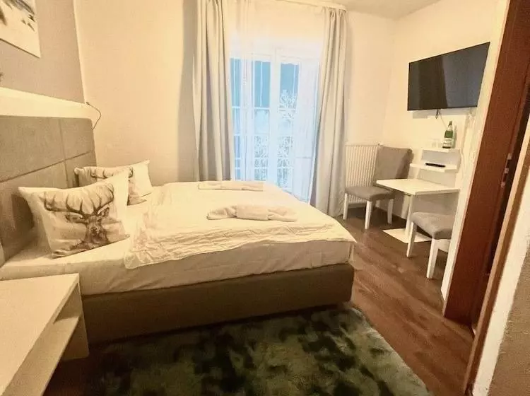 Standard-huone Järvinäkymä, Strandhotel Vier Jahreszeiten Buckow