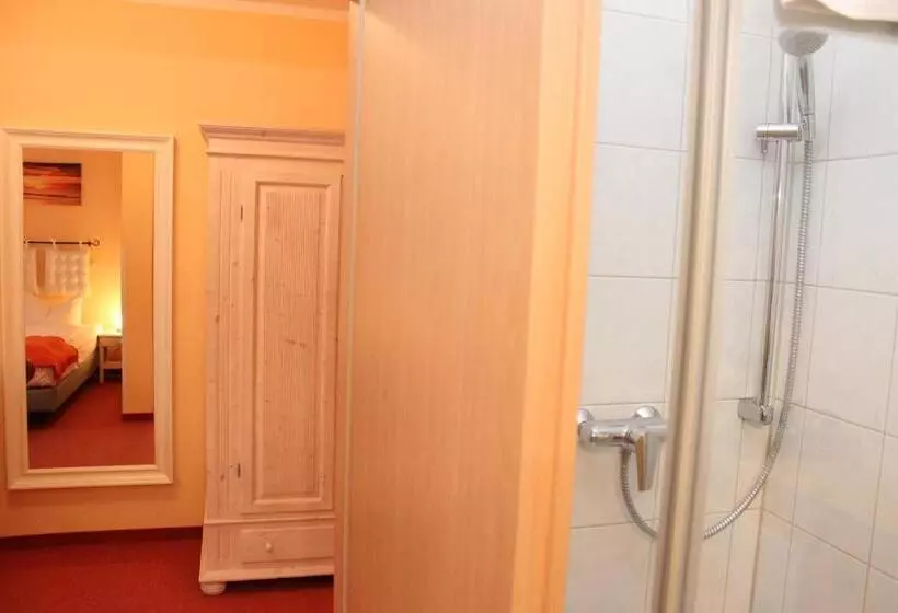 Basic-huone, Villa Strandkorb