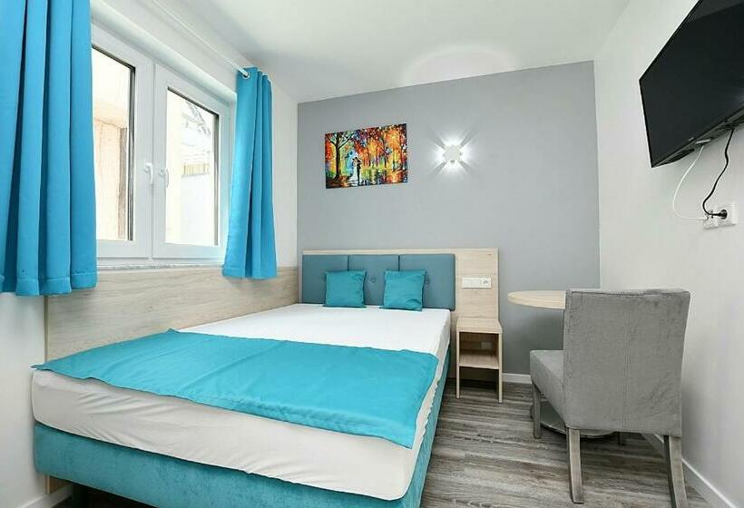 Studio Standard, City Hotel Zuffenhausen