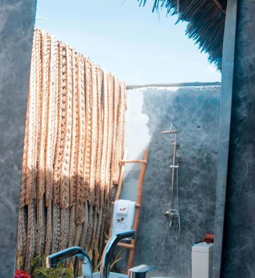 Трехместный Номер Deluxe Вид на Море, Kusini Beach Bungalows