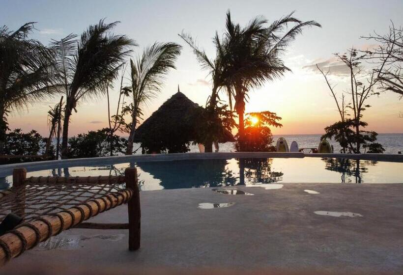 Трехместный Номер Deluxe Вид на Море, Kusini Beach Bungalows