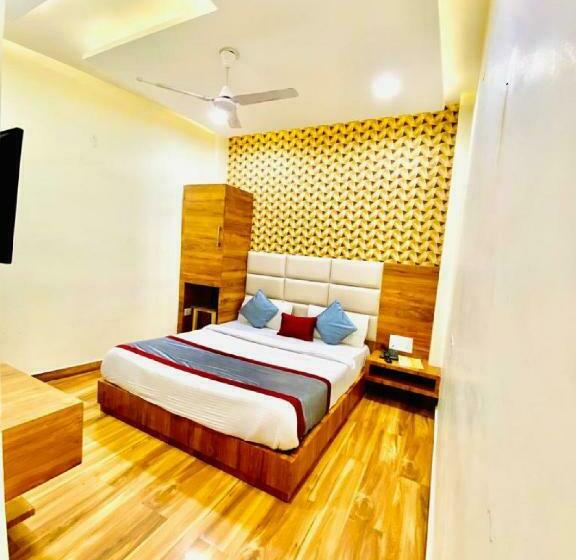 デラックスルーム, Avista