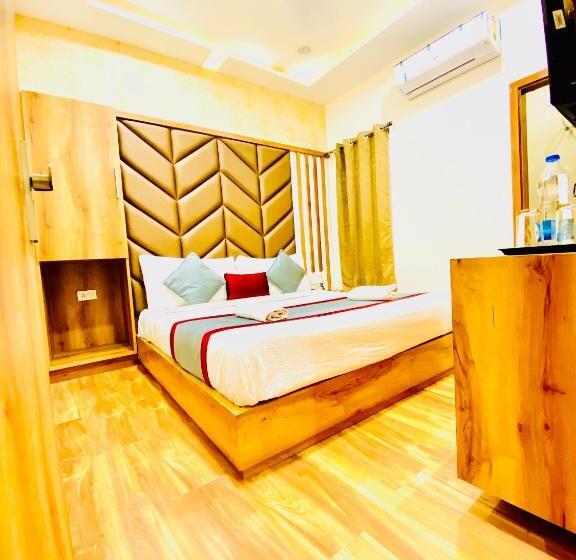 エコノミールーム, Avista